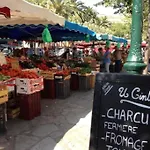 T1 Centre Ville Carre D\'Or Proche Plage